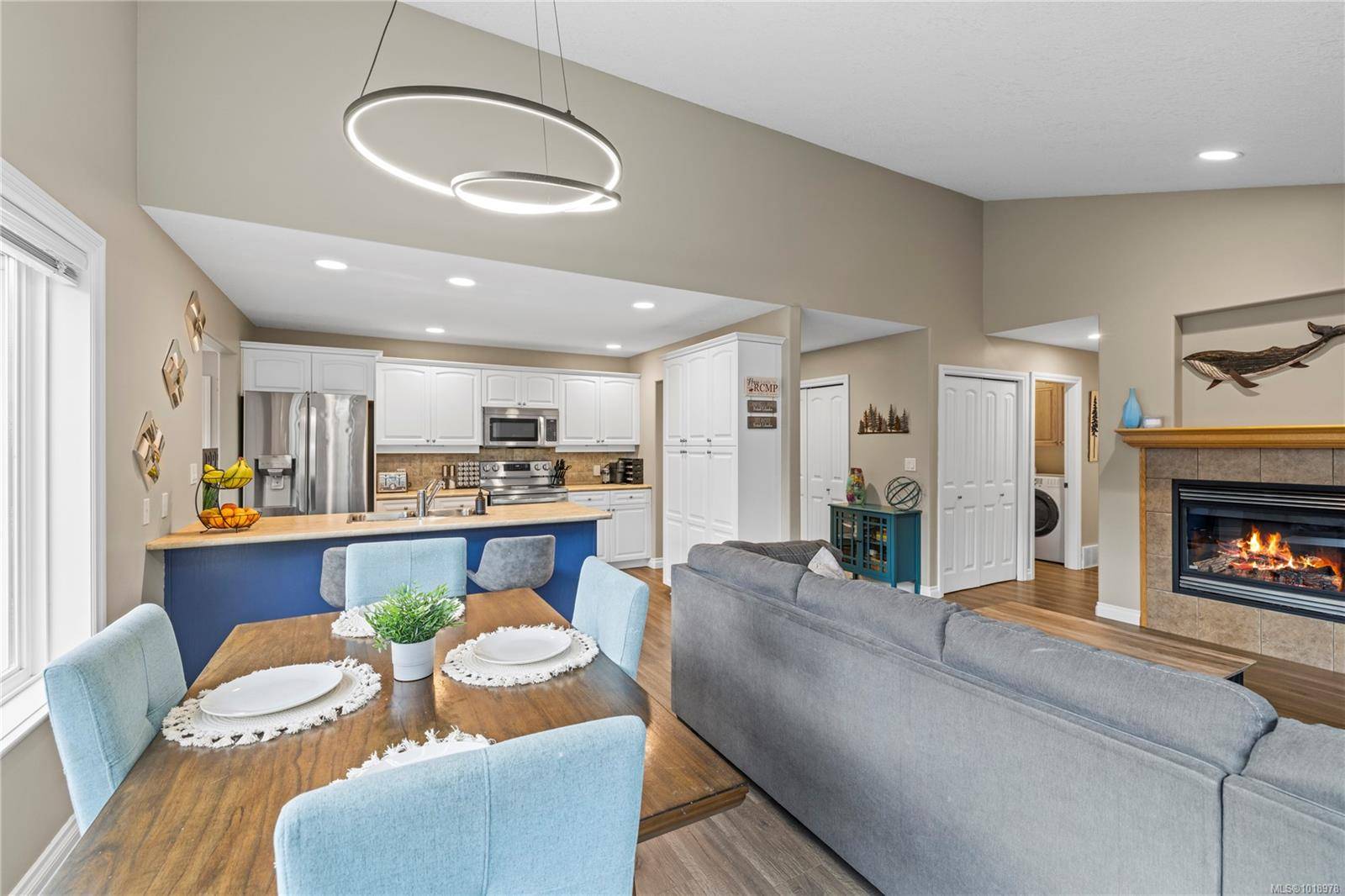 French Creek, BC V9P 2Z5,560 Viking Way