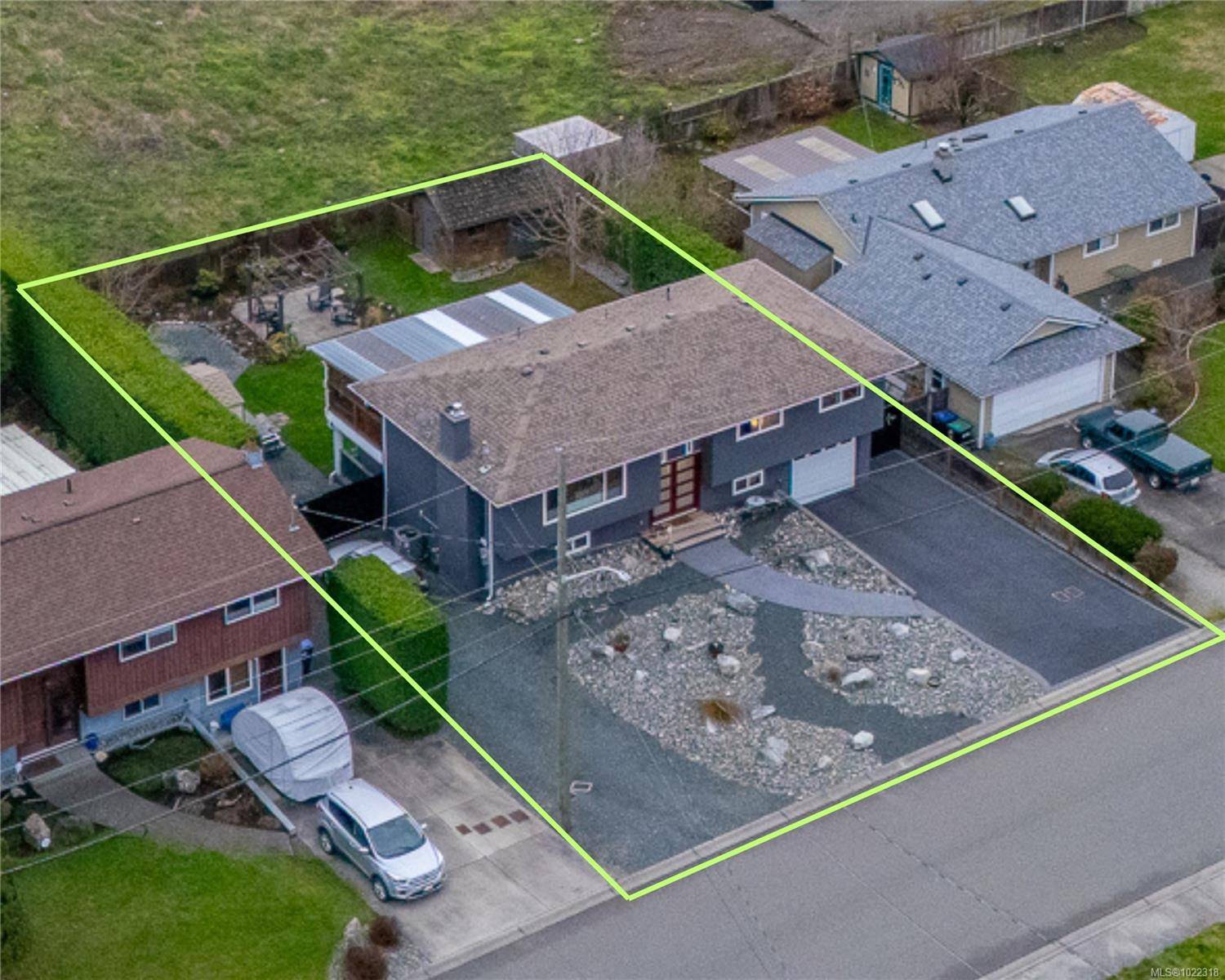 Parksville, BC V9P 1G7,214 Cameron St