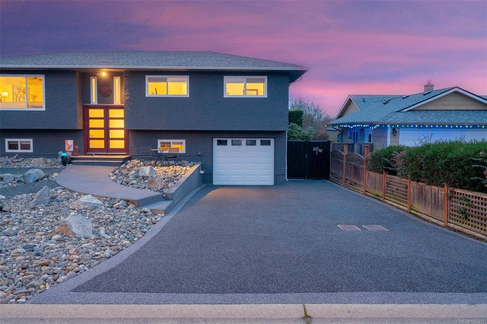 Parksville, BC V9P 1G7,214 Cameron St