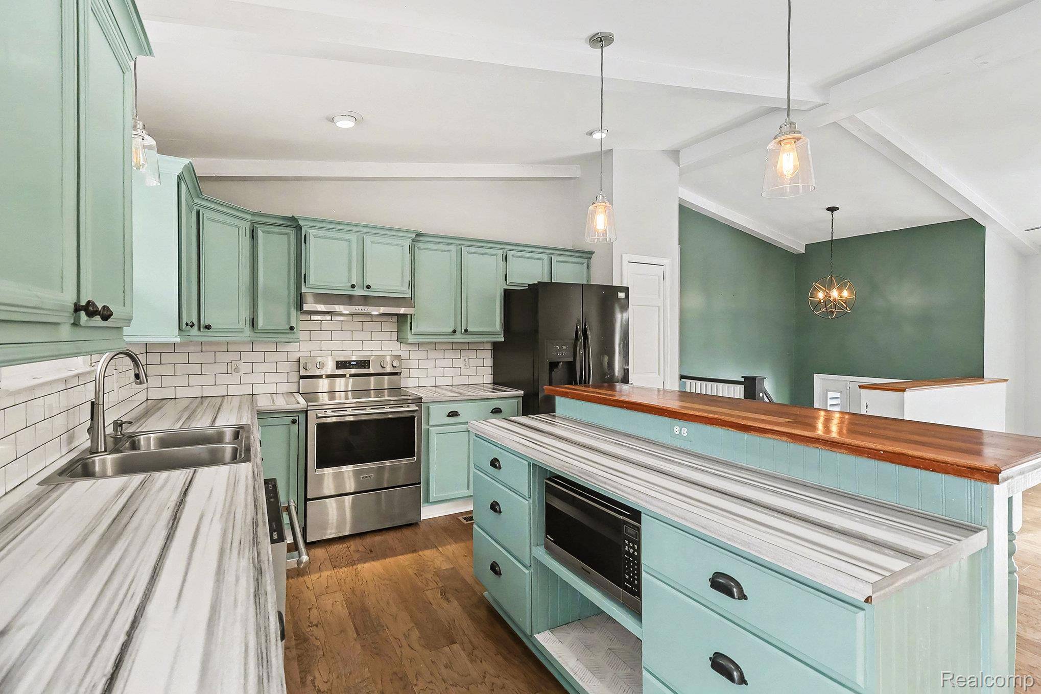 Whitmore Lake, MI 48189,451 6 Mile RD