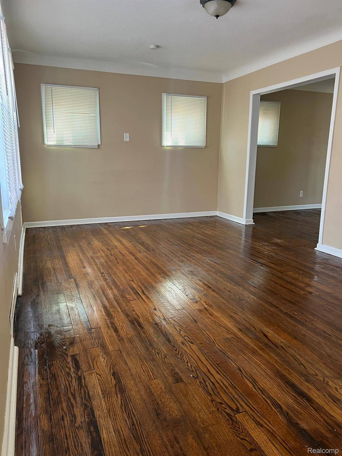 Detroit, MI 48219,18995 Wormer ST