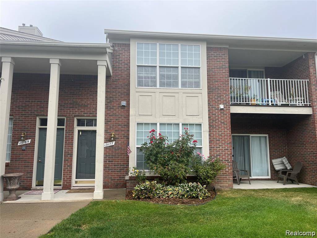 Sterling Heights, MI 48313,13185 Canopy DR