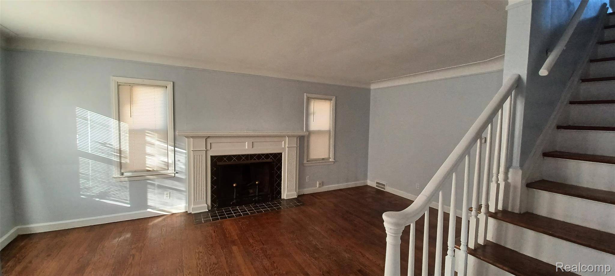 Detroit, MI 48235,17330 Strathmoor ST