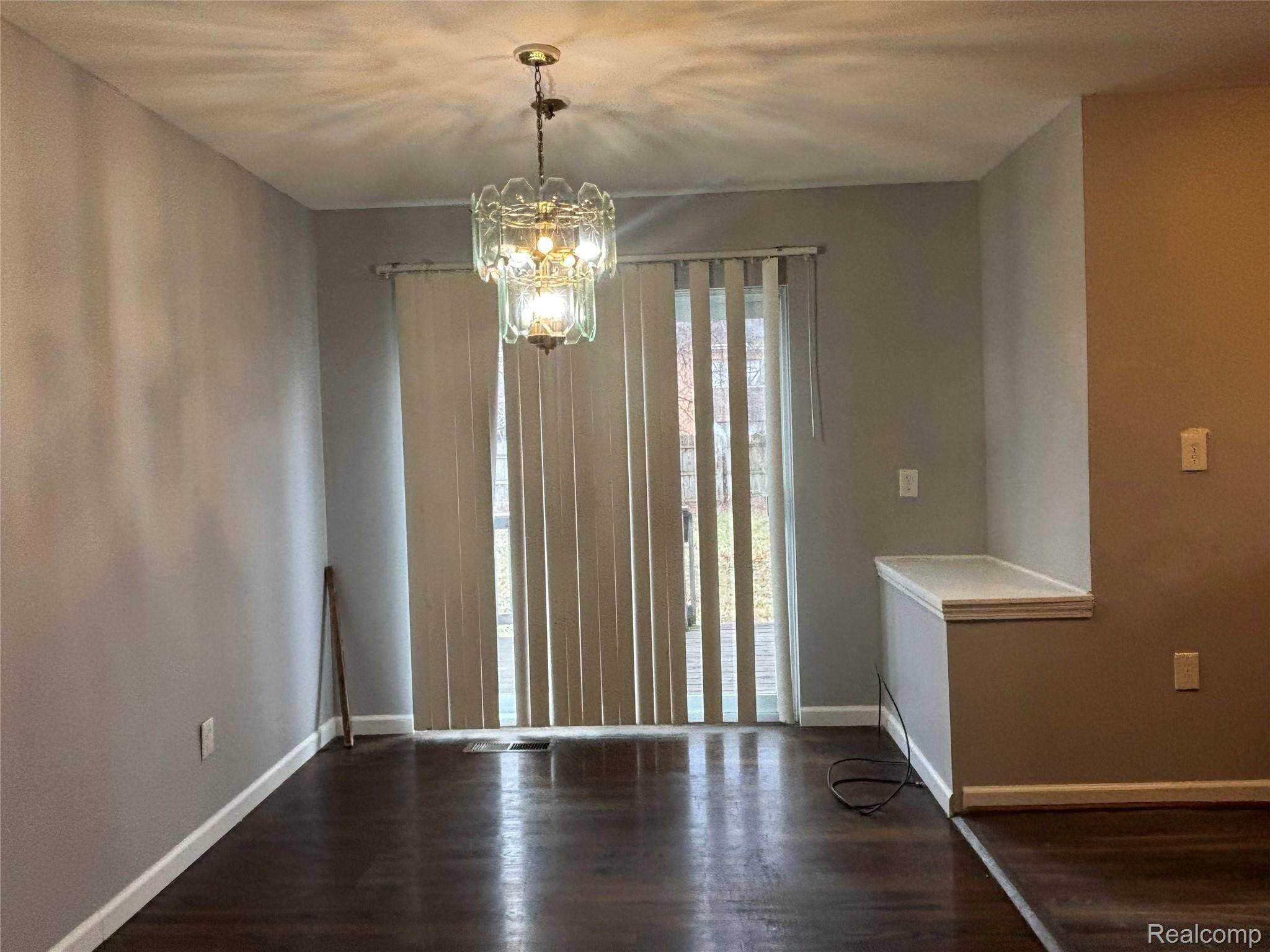 Inkster, MI 48141,1636 KENWOOD ST ST