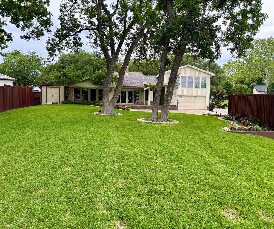 Rowlett, TX 75087,404 Point Royal Drive