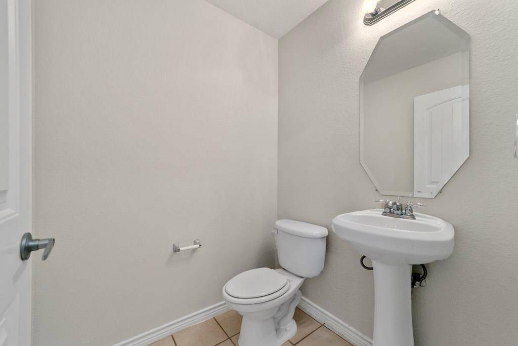 Mckinney, TX 75070,8008 Laughing Waters Trail