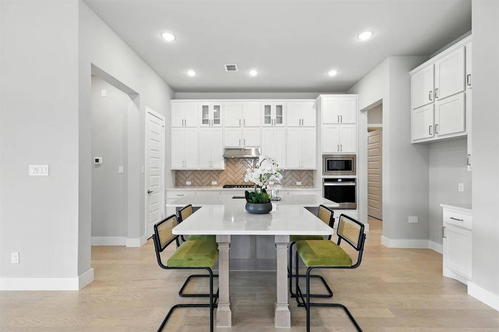 Argyle, TX 76226,123 Aberdeen Boulevard