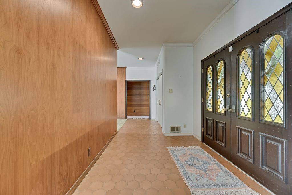 Bowie, TX 76230,901 Spears Street