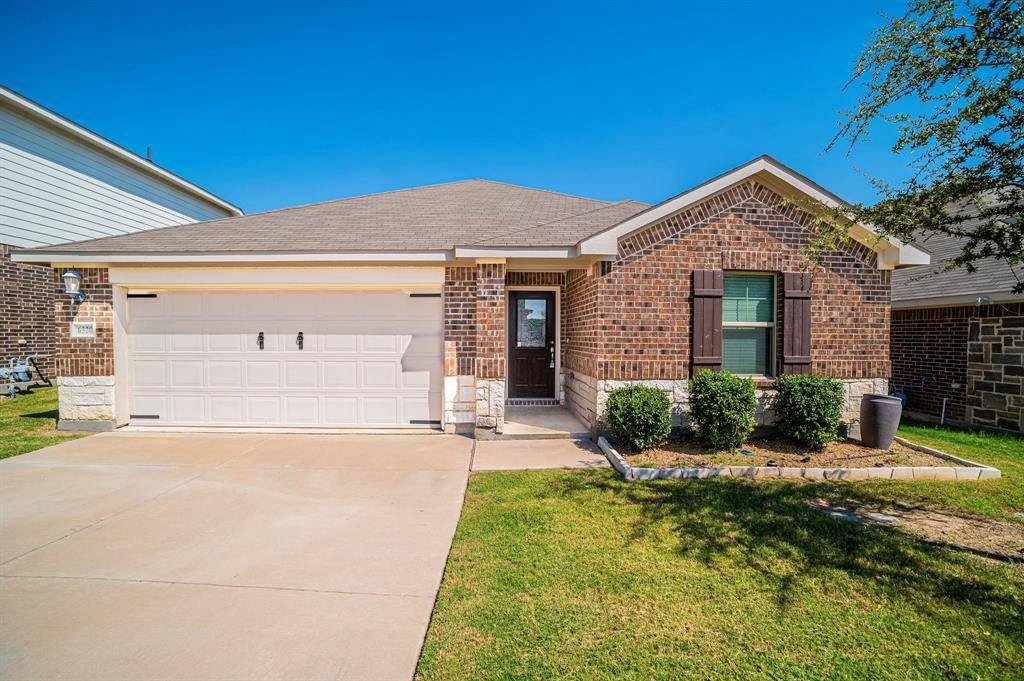 Fort Worth, TX 76179,6320 Copperhead Drive