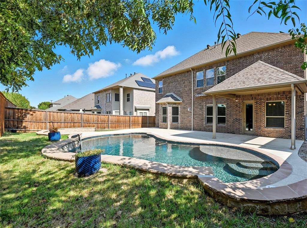 Grand Prairie, TX 75052,300 Burberry Drive
