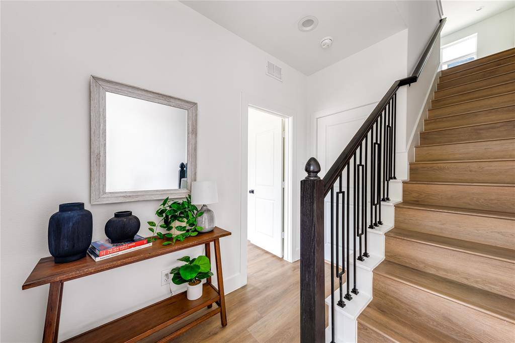 Farmers Branch, TX 75234,13325 Bee Street #302