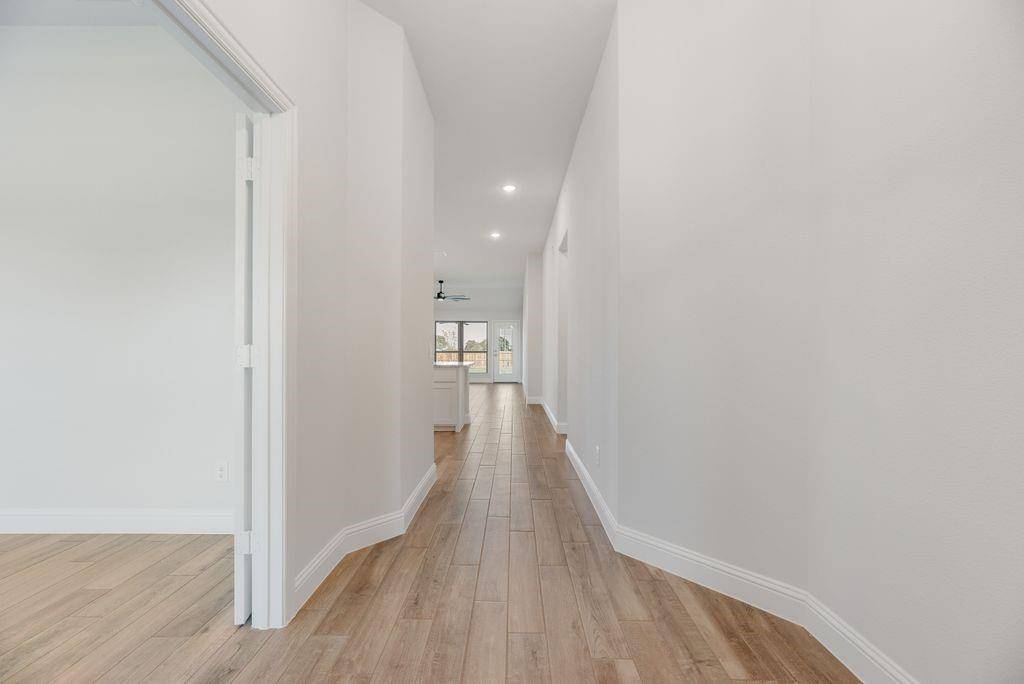 Pilot Point, TX 76258,583 Mb S Way