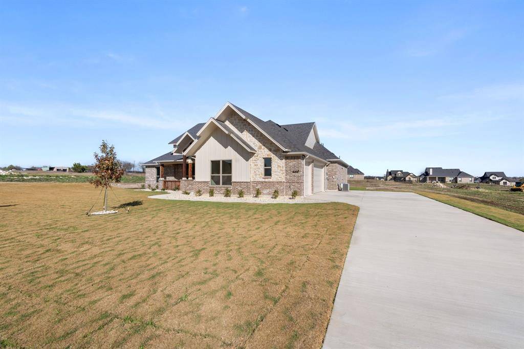 Waxahachie, TX 75167,431 Paradise Ridge Drive