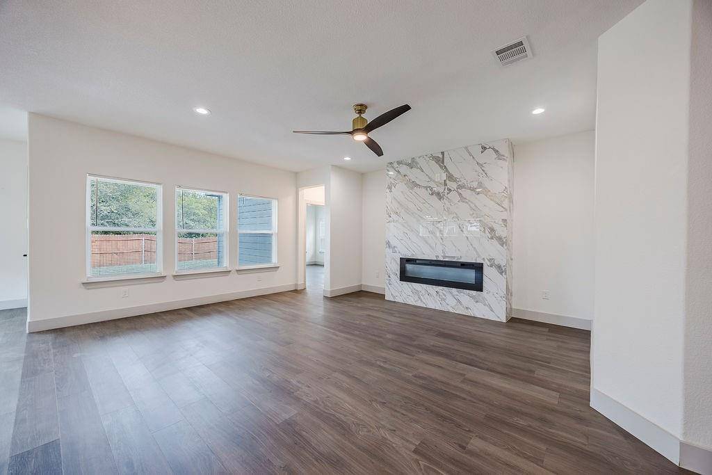 Fort Worth, TX 76105,3008 Walker Street