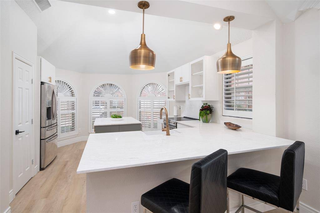 Addison, TX 75001,14604 Hemingway Court