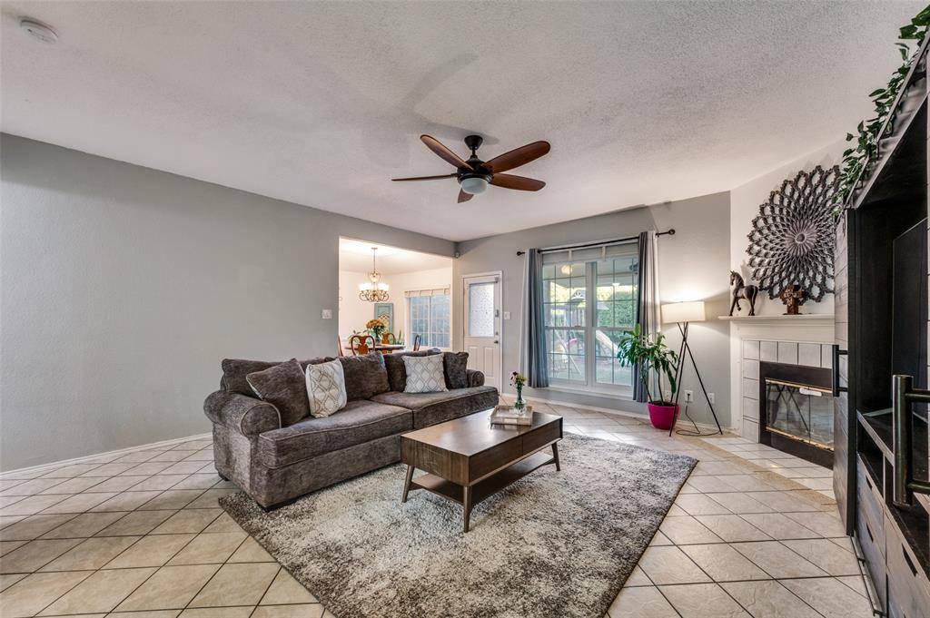 Benbrook, TX 76126,7125 Woodhinge Drive