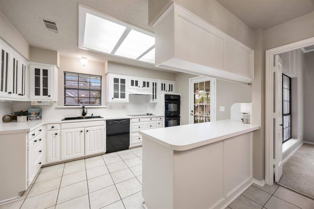 Rockwall, TX 75087,420 E Coachlight Trail