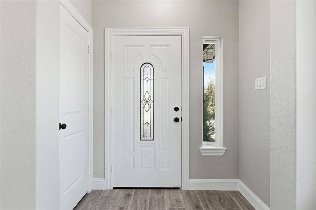 Tom Bean, TX 75491,420 E Ball Street