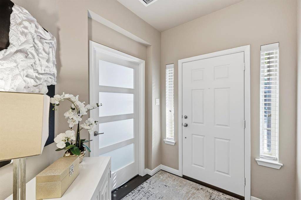 Addison, TX 75001,3941 Asbury Lane