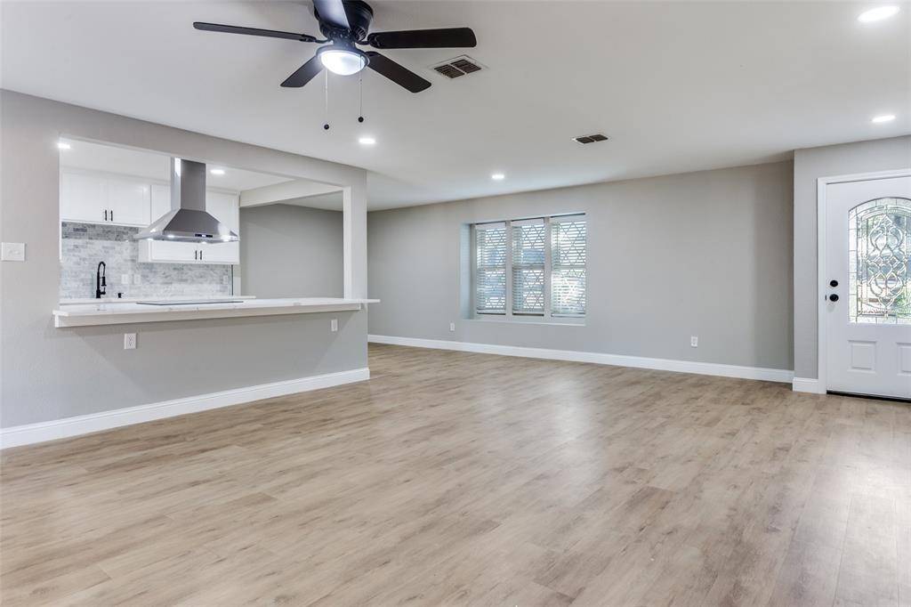 Fort Worth, TX 76112,1420 Meadow Lane Terrace