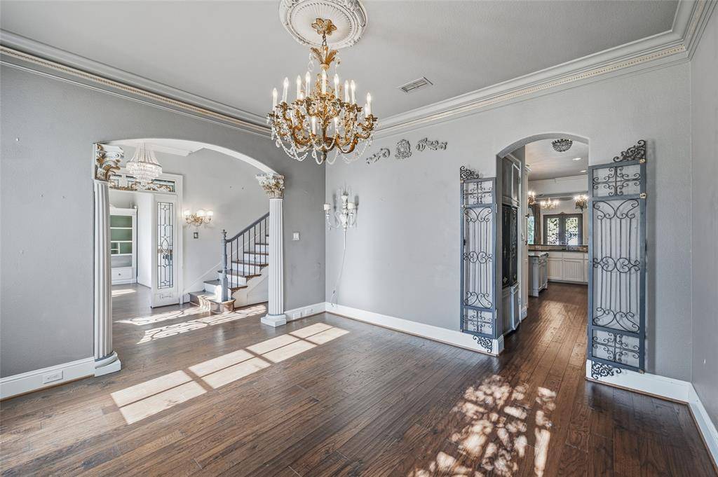 Fort Worth, TX 76107,4062 Bunting Avenue