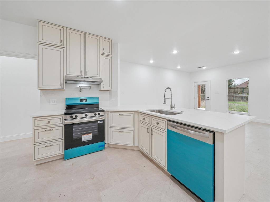 Mesquite, TX 75149,706 Cedar Drive