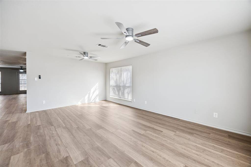 Arlington, TX 76017,5601 Chimney Rock Drive