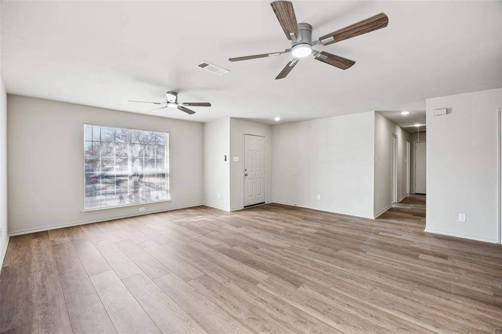 Arlington, TX 76017,5601 Chimney Rock Drive