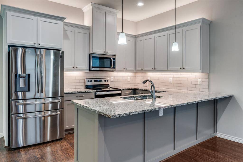 Dallas, TX 75210,2727 Foreman Street