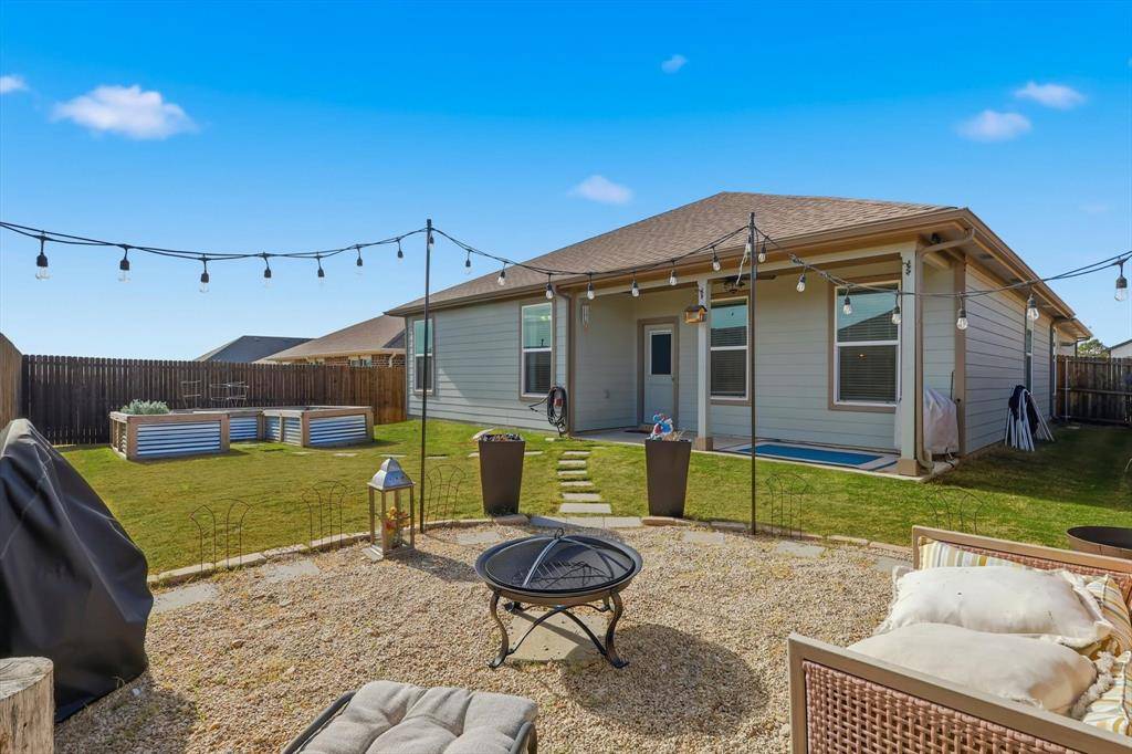 Denton, TX 76205,2213 Ruff Road