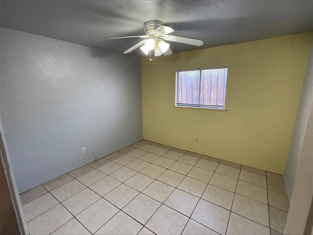 Grand Prairie, TX 75052,2033 Wilderness Trail