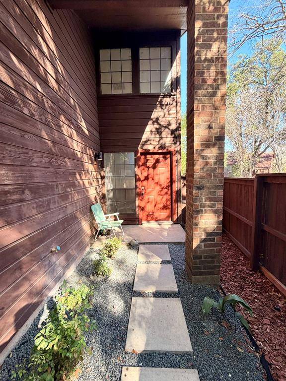 Dallas, TX 75231,6141 Summer Creek Circle #I