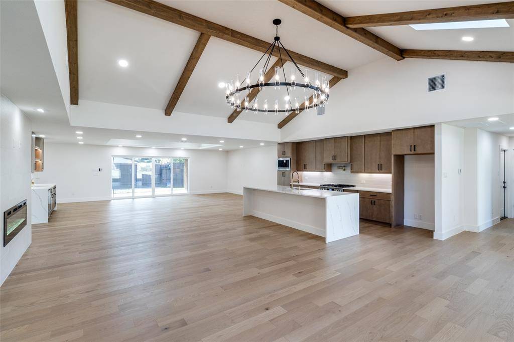 Dallas, TX 75244,4004 Cedar Bayou Drive