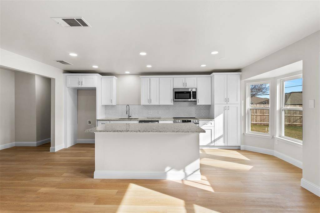 Watauga, TX 76148,6524 Kary Lynn Drive S