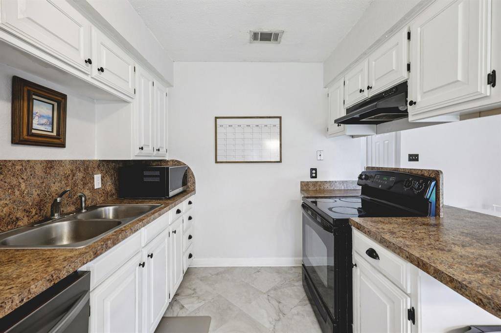 Arlington, TX 76017,5309 Windy Meadow Drive