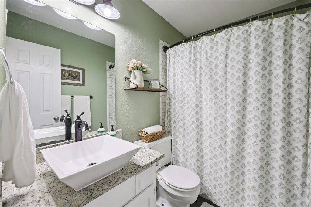 Arlington, TX 76017,5309 Windy Meadow Drive