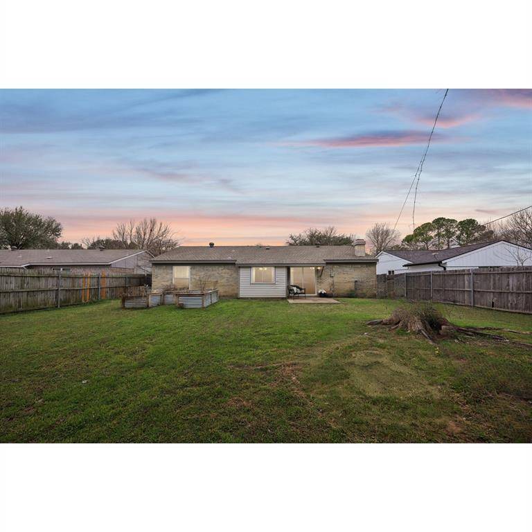 Arlington, TX 76017,5309 Windy Meadow Drive