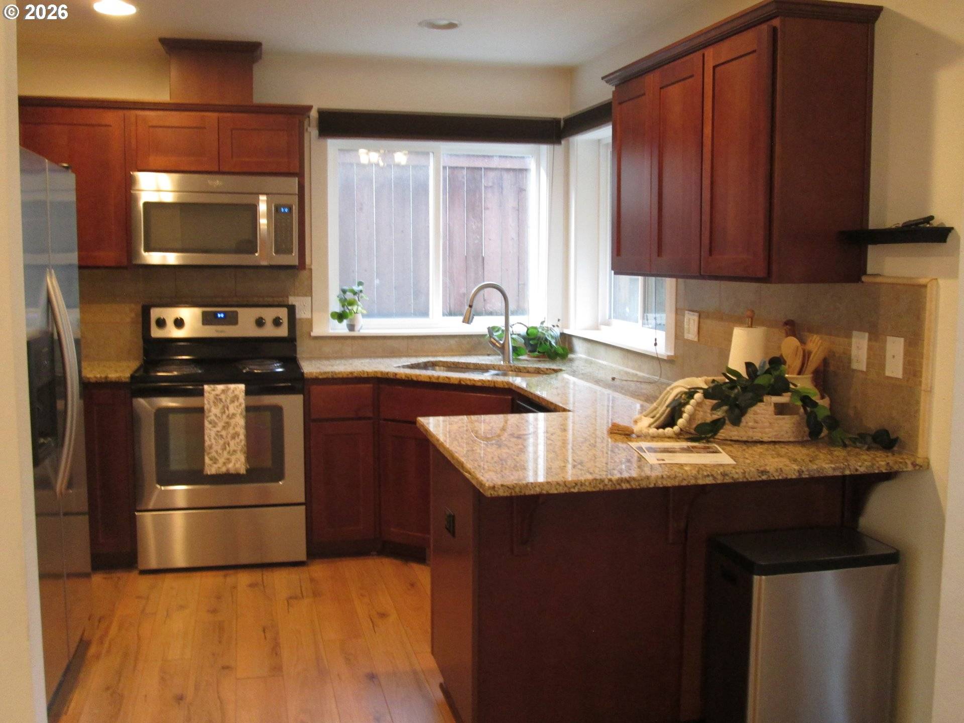 St Helens, OR 97051,35505 IRIS WAY