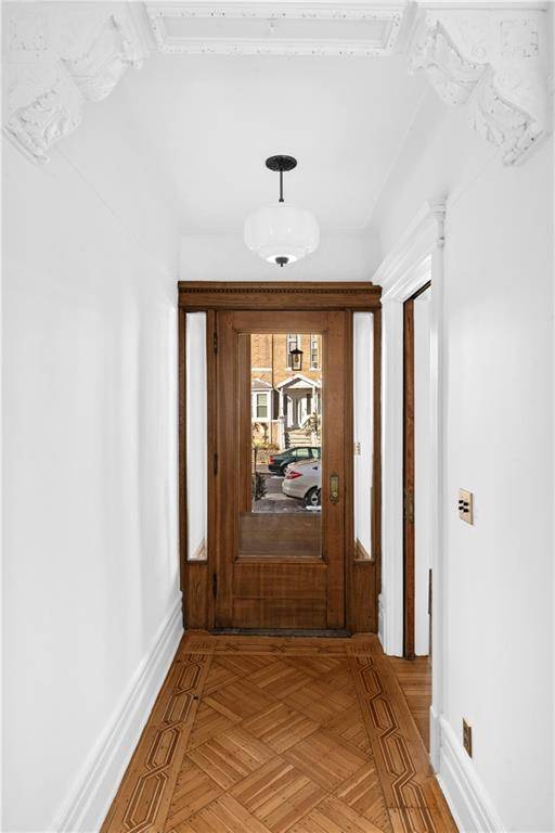 Brooklyn, NY 11226,2236 Vanderveer PL