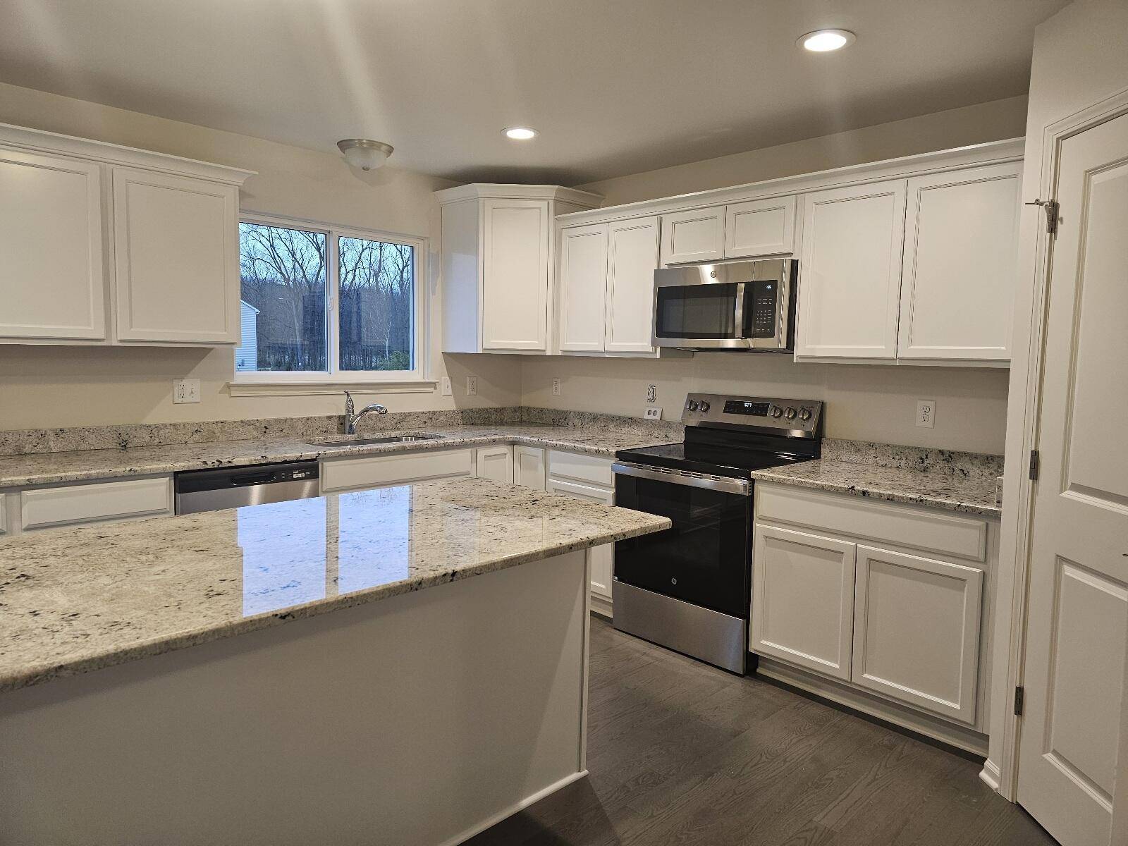 Dexter, MI 48130,6470 Earl June CT