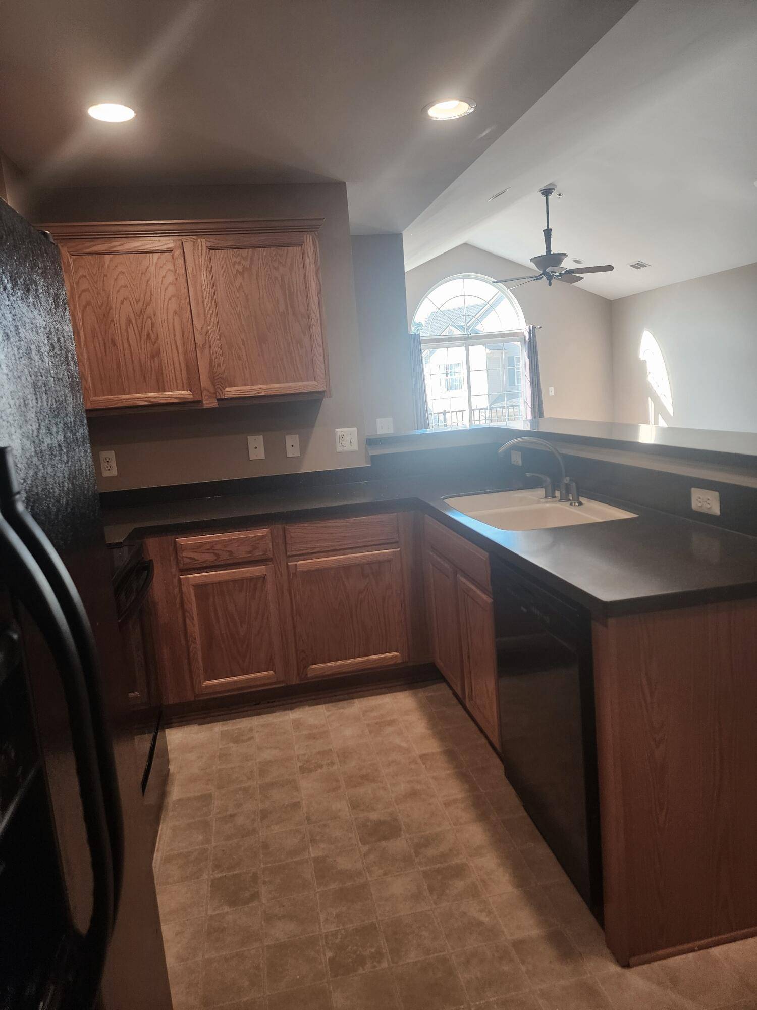 Shelby Twp, MI 48316,55439 Ambassador CT