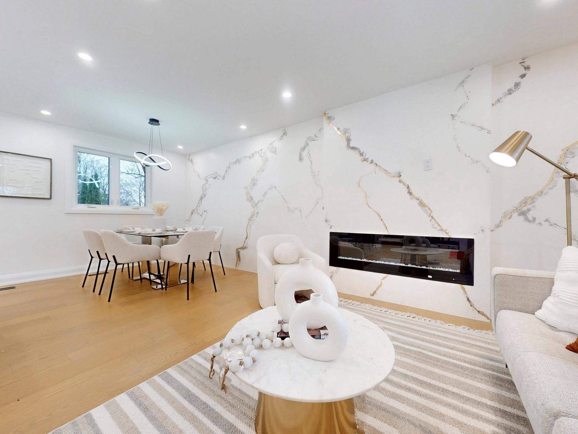 Toronto C15, ON M2H 1M1,38 Cresthaven DR