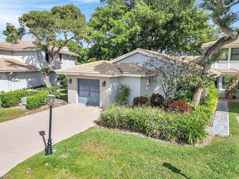 Deerfield Beach, FL 33442,3143 Deer Creek Lake Shore Dr #3143