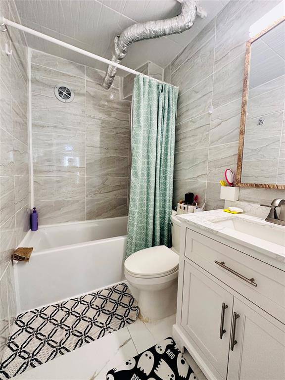 Pompano Beach, FL 33062,1391 S Ocean Blvd #806