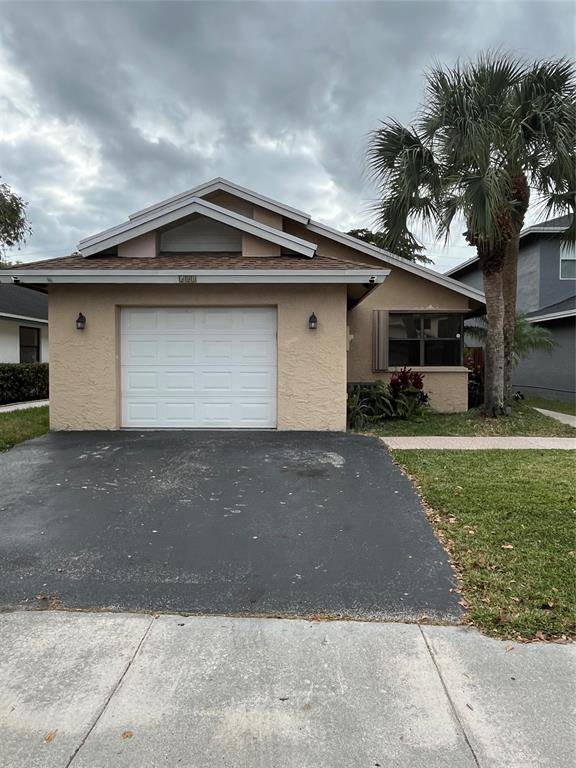 Sunrise, FL 33326,581 Lakeside Cir