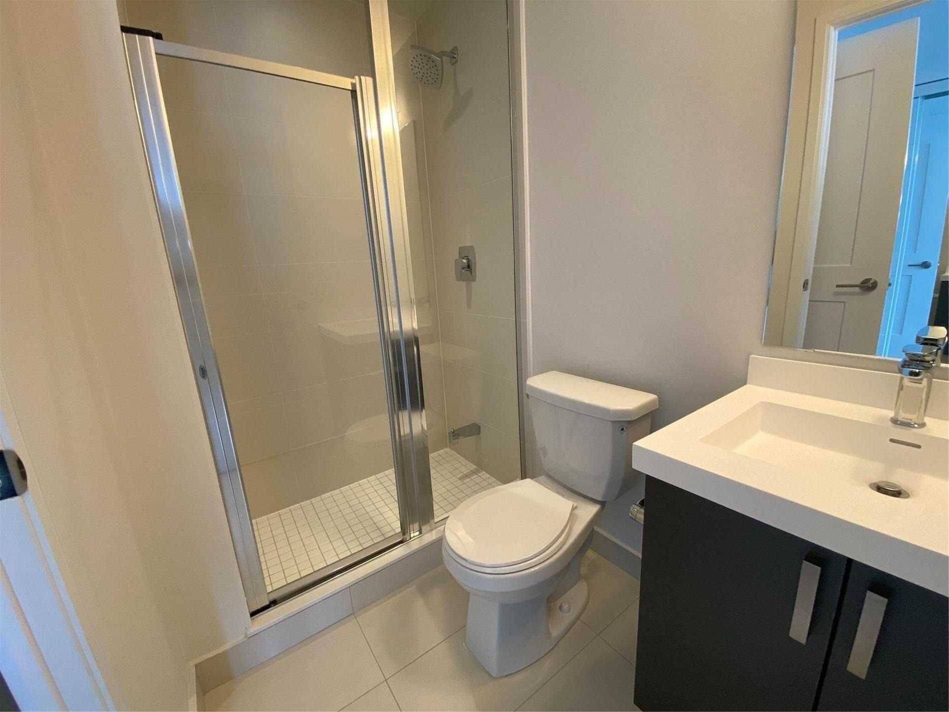 Vaughan, ON L4K 0K3,1010 Portage Pkwy #Th02