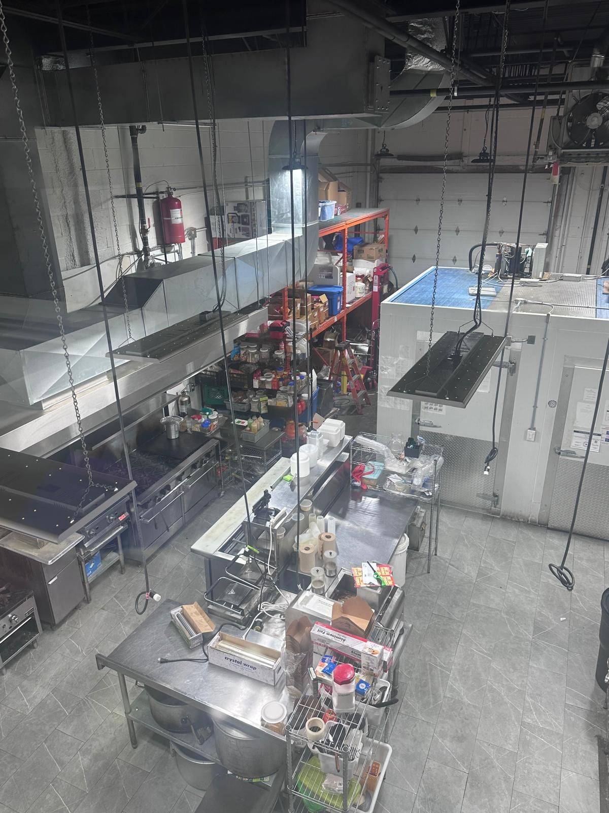 Barrie, ON L4N 9A7,25 SAUNDERS RD #2