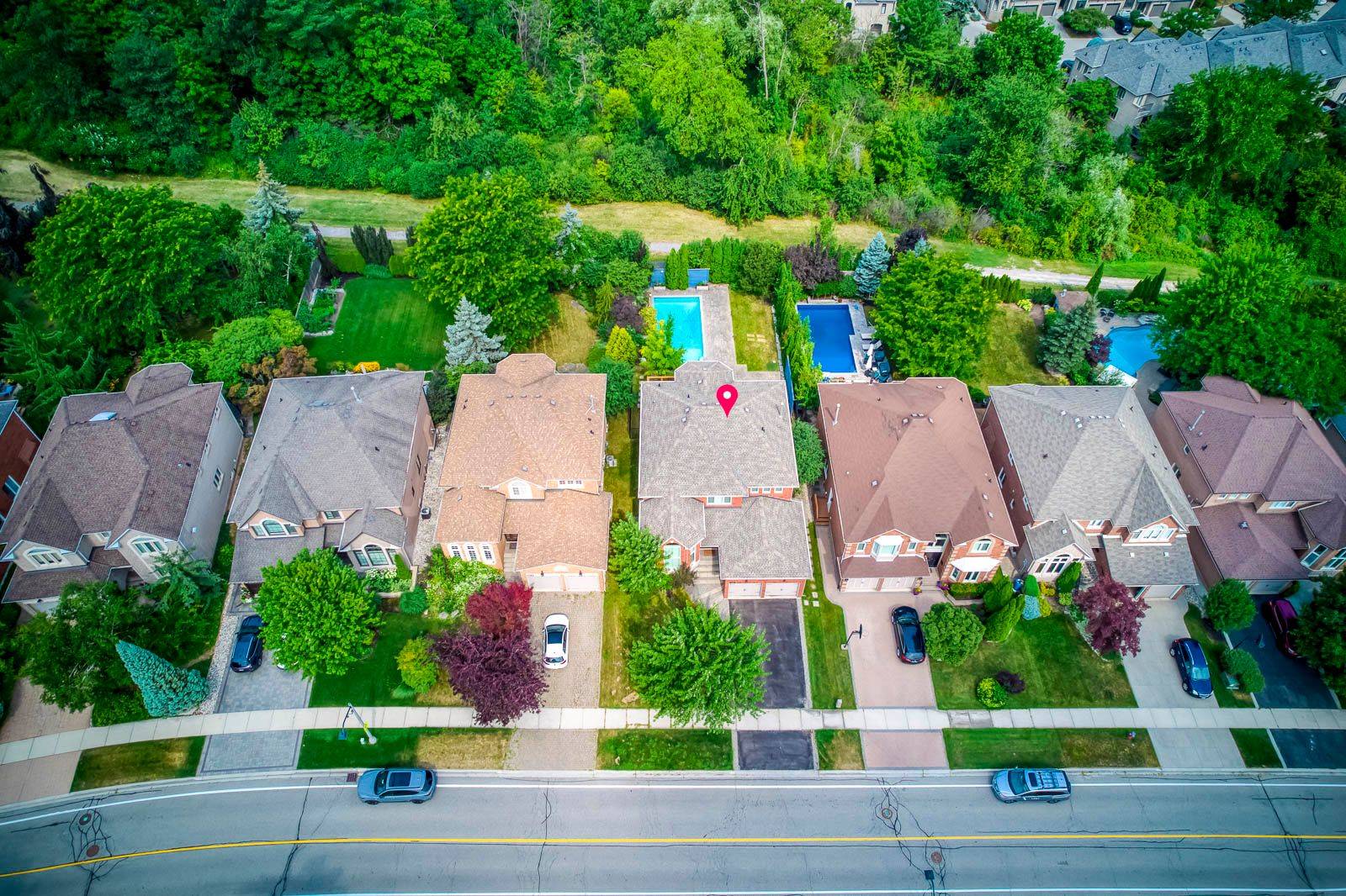Oakville, ON L6H 6E7,1387 Bayshire DR