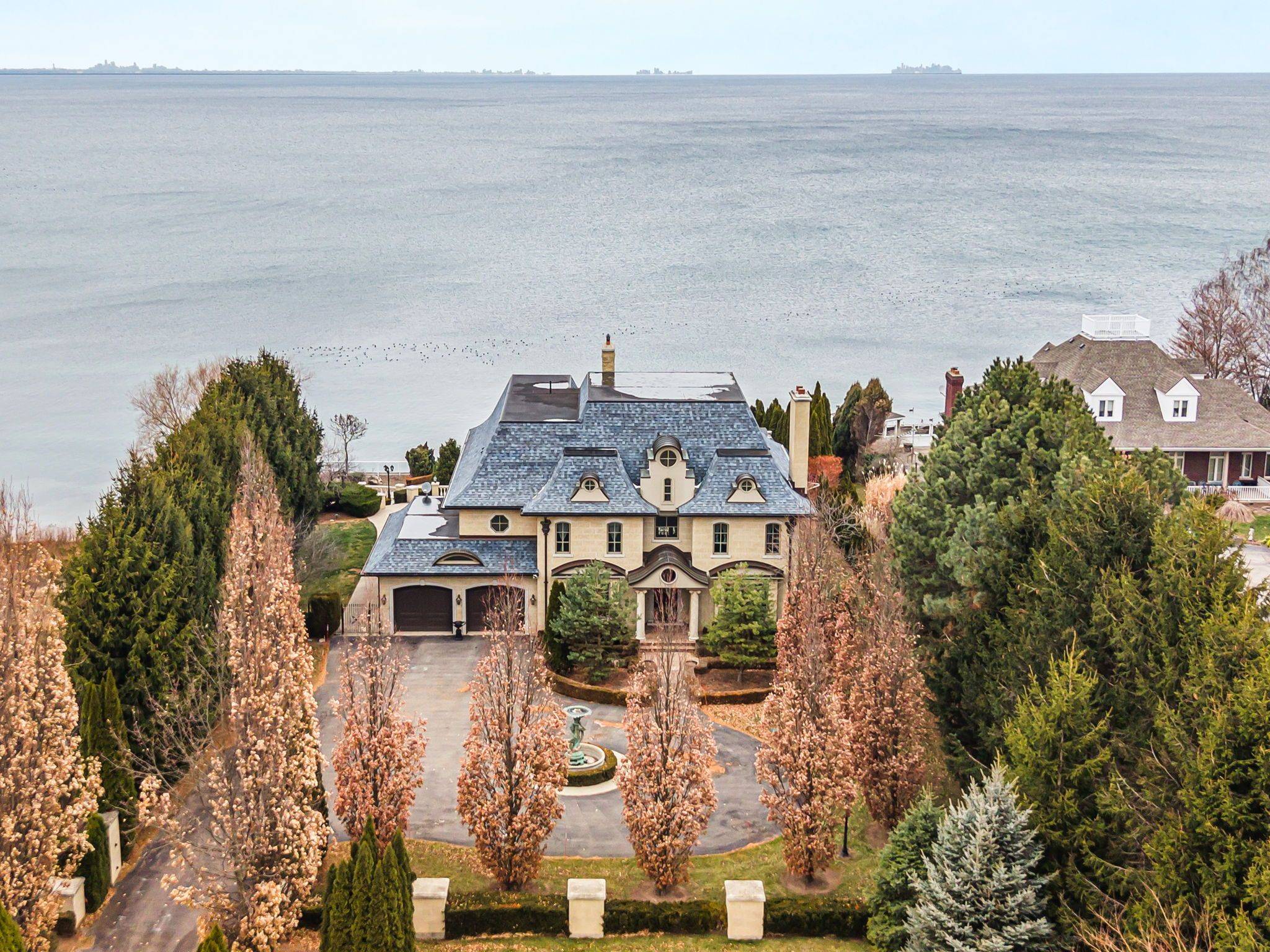 Lincoln, ON L3J 1R1,5545 Blezard DR