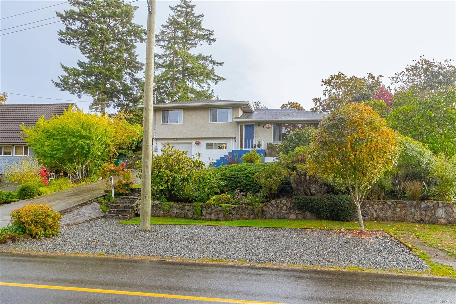 Saanich, BC V8Z 5A3,3837 Wilkinson Rd